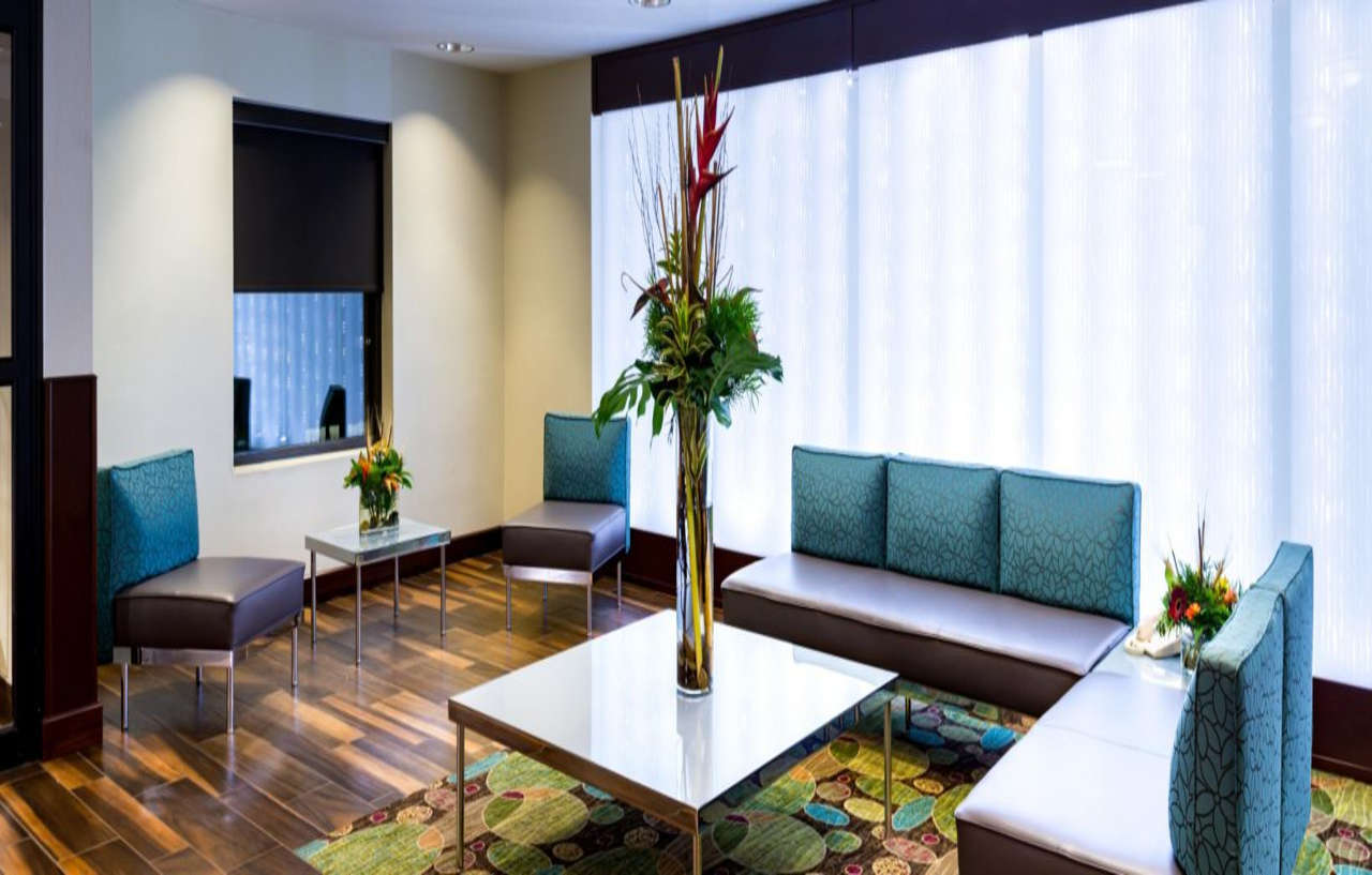 Holiday Inn Hotel & Suites Warren By Ihg Zewnętrze zdjęcie